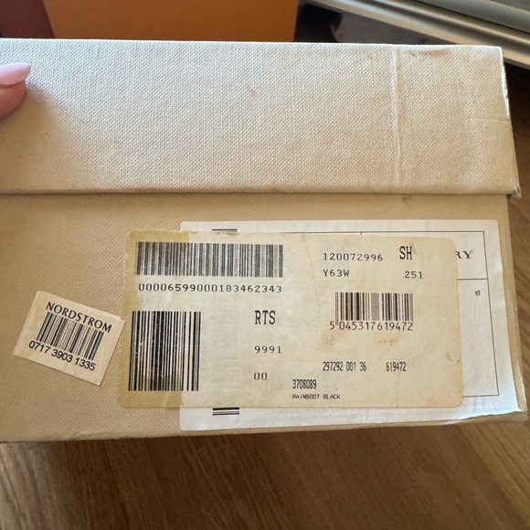 Women Burberry Rain Boot - Picture 9 of 10